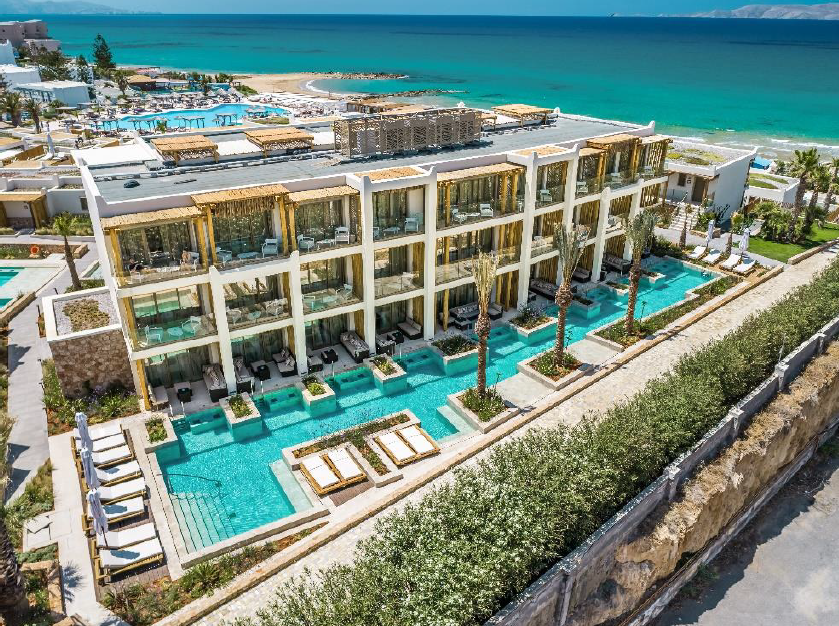 Die Azoren – eine der neuen Destinationen der Anex Gruppe im Winter 2025/26 (©Shutterstock) Die Azoren